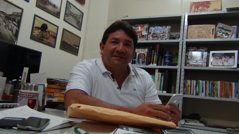 Neucivaldo Moreira - Escritor 